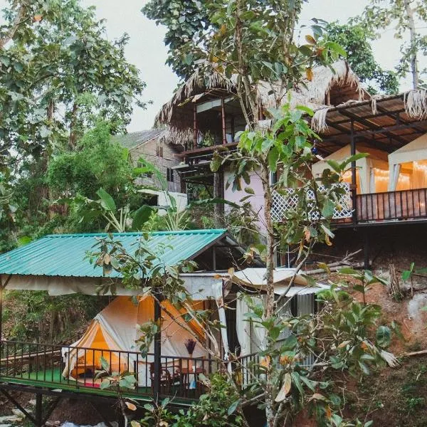 Baansuan Chomchun, hotel sa Mae Taeng