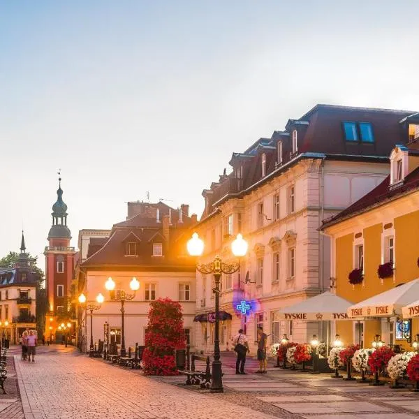 Hotel Restauracja Caspar: Jelenia Góra bir otel