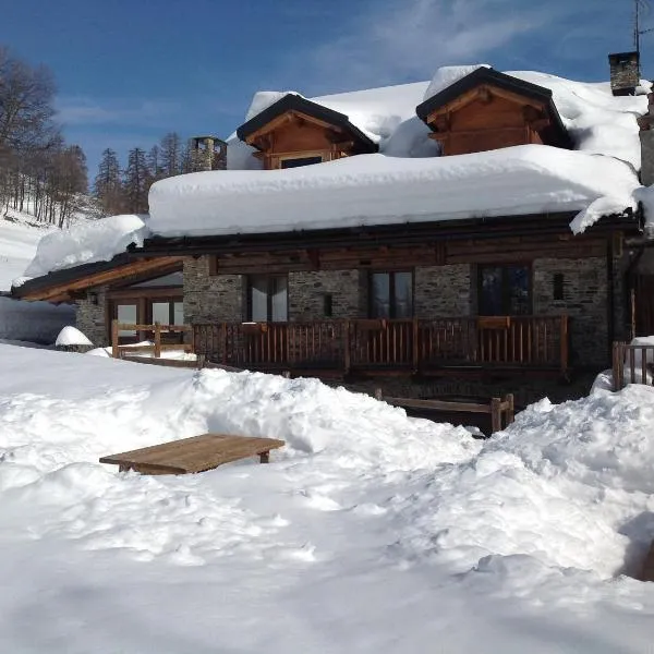 Agriturismo il Fiocco, hotel v mestu Cesana Torinese