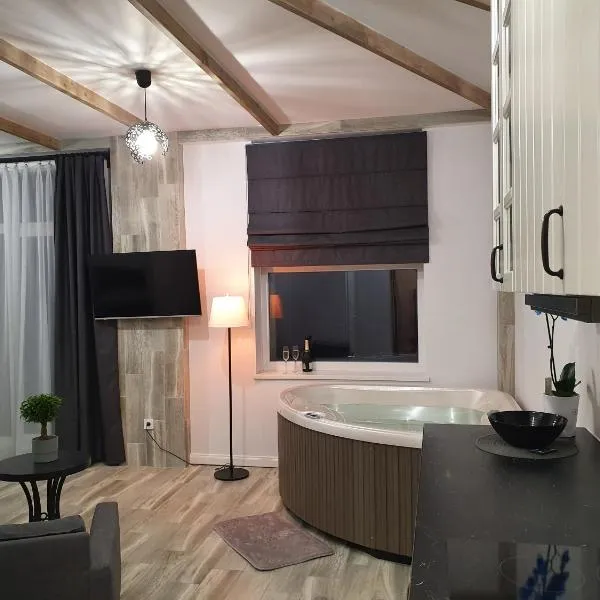 Apartamentai su Jacuzzi: Panevėžys şehrinde bir otel