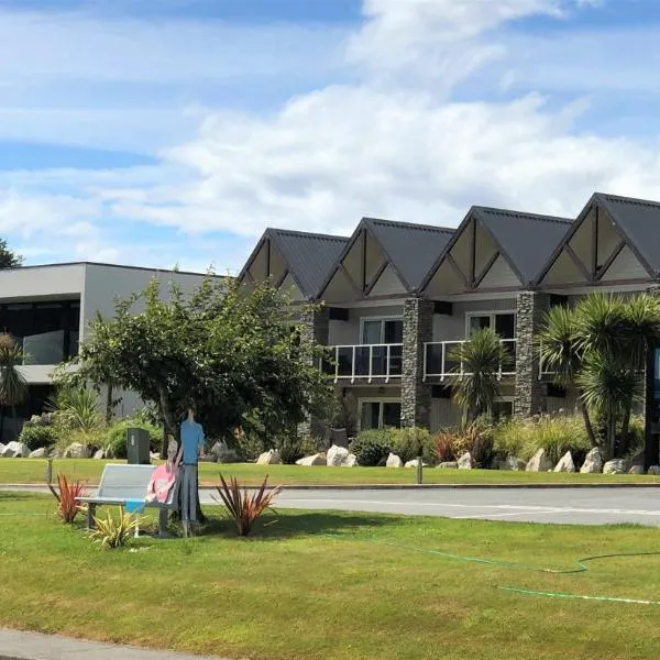 Fiordland Lakeview Motel and Apartments, hotelli kohteessa Te Anau