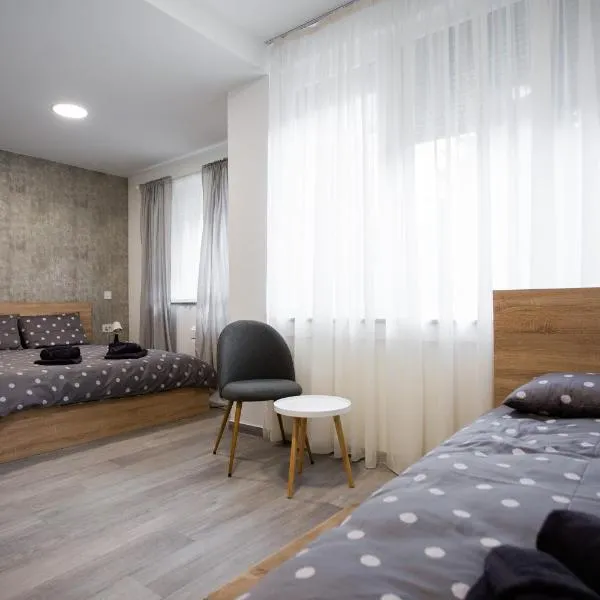 Gloria Rooms, hotel sa Požega