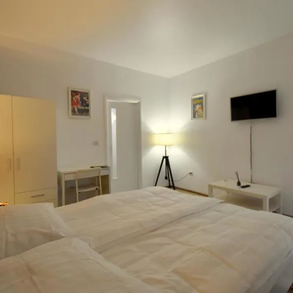 Neferprod Apartments - IS - CAM 01, hotel in Timişoara