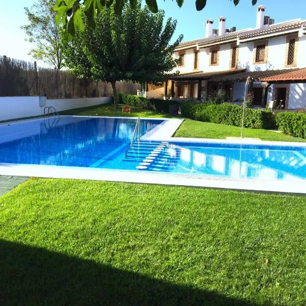 Casa Rural Vistaluque, hotel di Doña Mencía