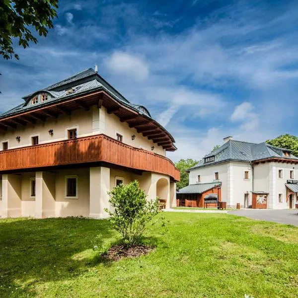 Hotel Kristin Hrádek, hotel u gradu 'Děčín'