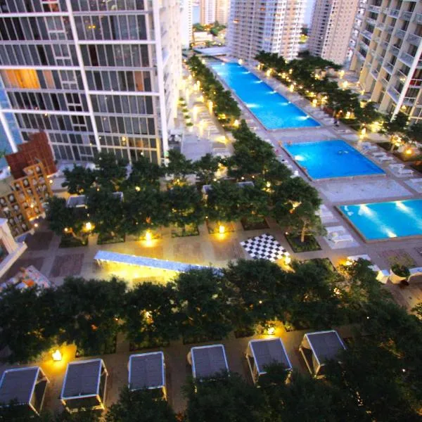 Luxury Waterfront Condo In The Urban Oasis At Icon-Brickell Free Spa, hotel in Miami