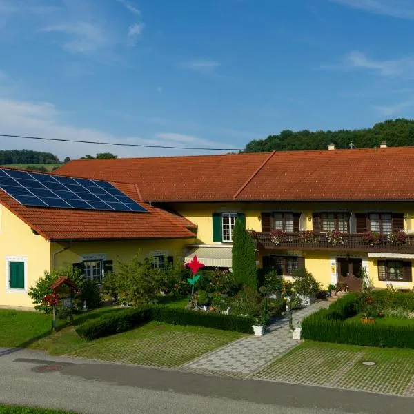 Gästehaus Strini, viešbutis mieste Jennersdorf