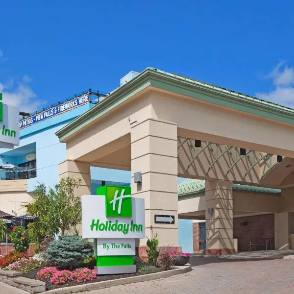 Holiday Inn Niagara Falls-By the Falls, an IHG Hotel، فندق في شلالات نياجارا