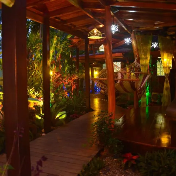 Physis Caribbean Bed & Breakfast, hotel i Puerto Viejo