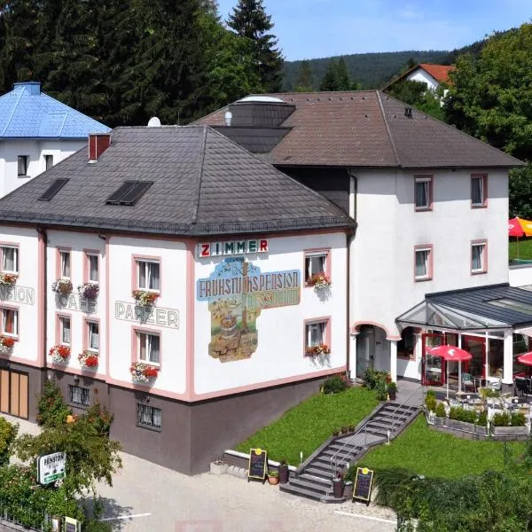 Pension Parzer Pressbaum bei Wien, hôtel à Tulln