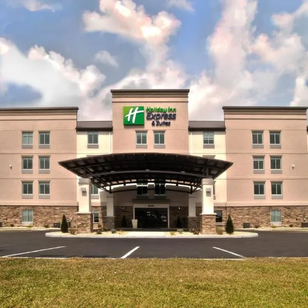 Holiday Inn Express & Suites Evansville North, an IHG Hotel, hotelli Evansville (Indiana)