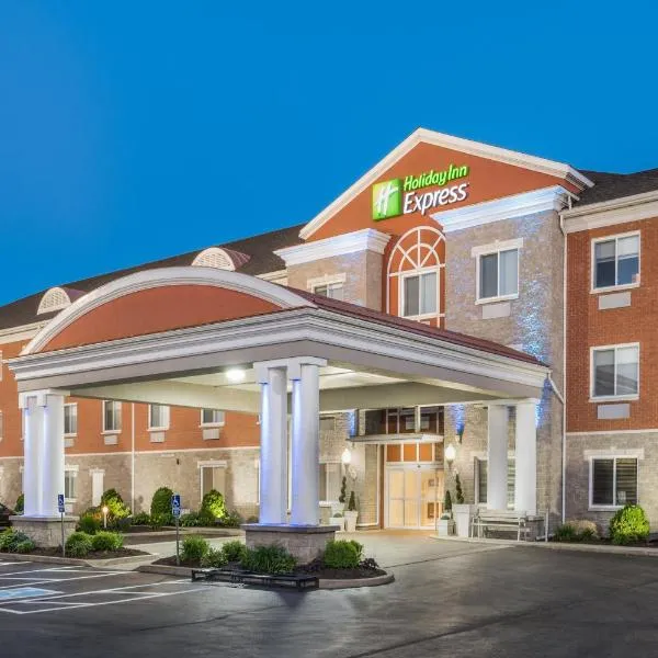 Holiday Inn Express Hotel & Suites 1000 Islands - Gananoque, an IHG Hotel, hotel u gradu Gananokve