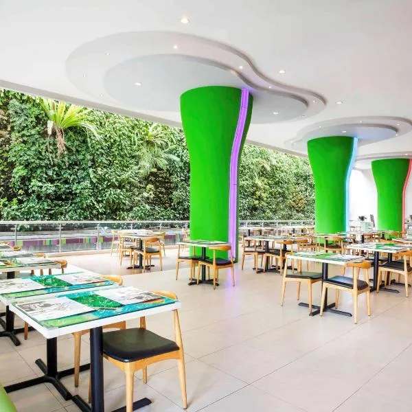 Ibis Styles Malang, khách sạn ở Malang