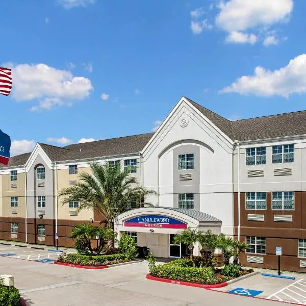 Candlewood Suites Galveston, an IHG Hotel, hotel di Galveston