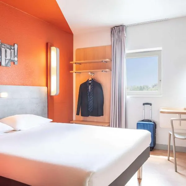 ibis budget Grigny Centre, khách sạn ở Linas