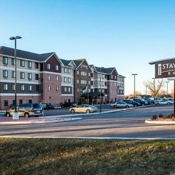 Viesnīca Staybridge Suites Schererville, an IHG Hotel pilsētā Merilvila