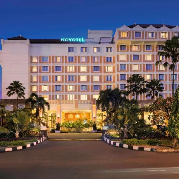 Novotel Solo, hotel in Solo