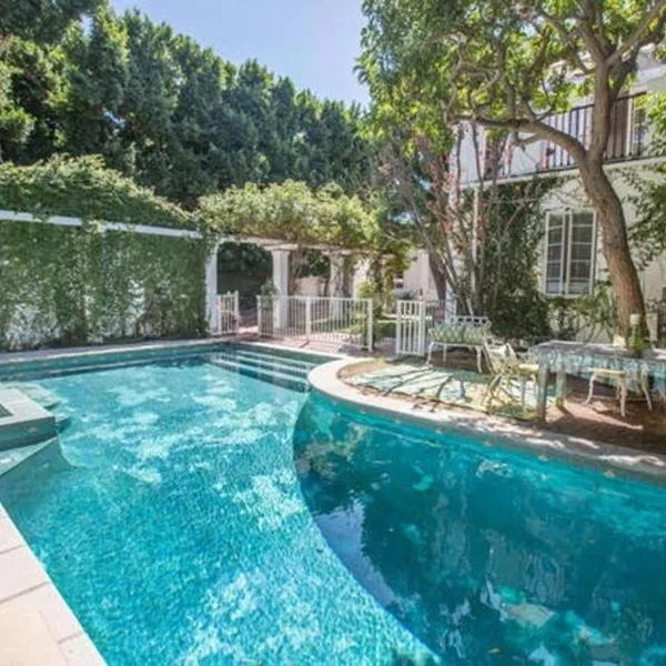 Beverly Hills Celebrity Home, готель у Лос-Анджелесі