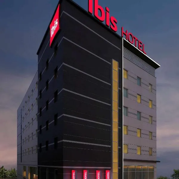 ibis Kochi City Centre - An Accor Brand, מלון בקקאנד