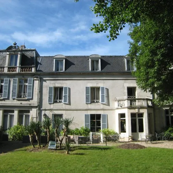 Hôtel Les Maréchaux, hotell i Auxerre