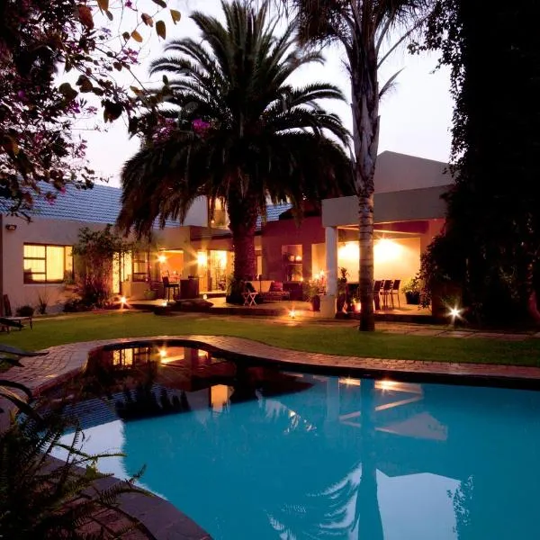 African Rock Hotel & Spa, a "Boutique Lifestyle Resort", hotel Kempton Parkban