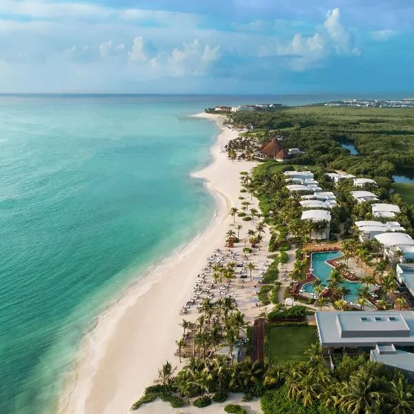 Andaz Mayakoba All Inclusive: Playa del Carmen'de bir otel