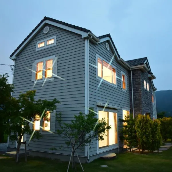 Kawaguchiko Cottage Minami, готель у місті Фудзі-Каваґутіко