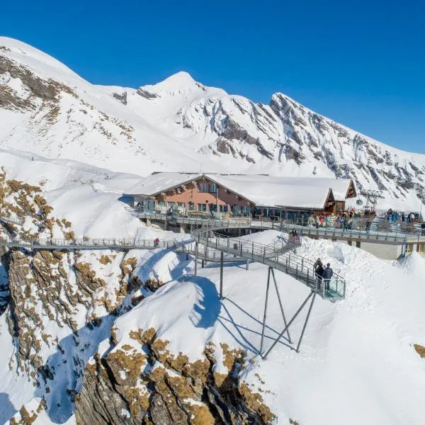 Berggasthaus First - Only Accessible by Cable Car, hotel a Grindelwald