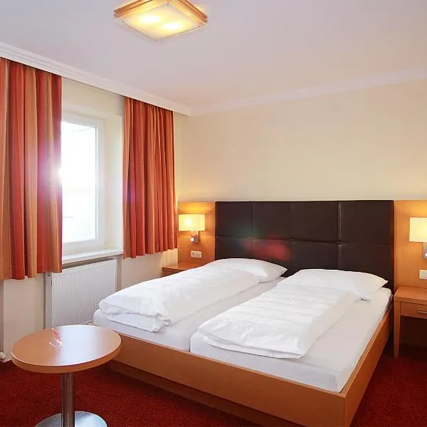 Hotel Goldener Adler, hotel u Linzu