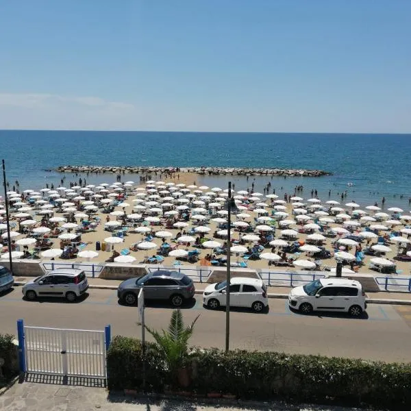 Viesnīca Hotel Tirreno Formia pilsētā Formija