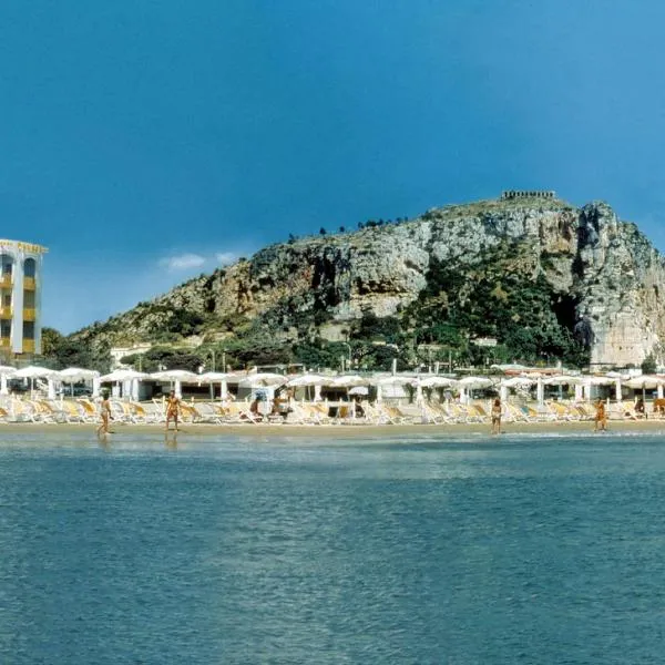 Grand Hotel Palace, hotel in Terracina