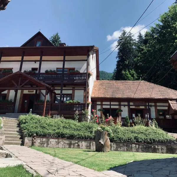 Székely Fogadó - Hanul Secuiesc, hotel di Băile Tuşnad