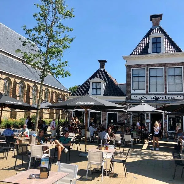 Hotel Grandcafe De Doelen, hotel i Franeker