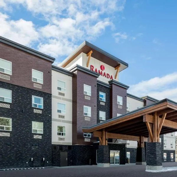 Ramada by Wyndham Revelstoke, hotel em Revelstoke