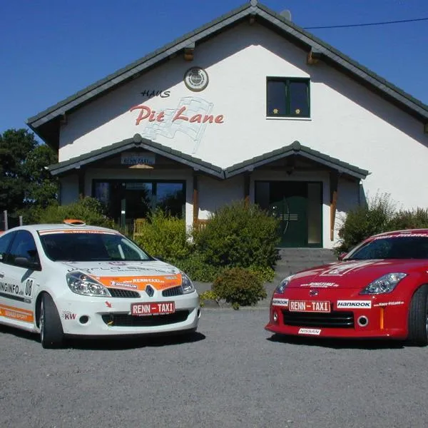 Hotel Pit Lane "Home of Motorsport", ξενοδοχείο σε Nurburg