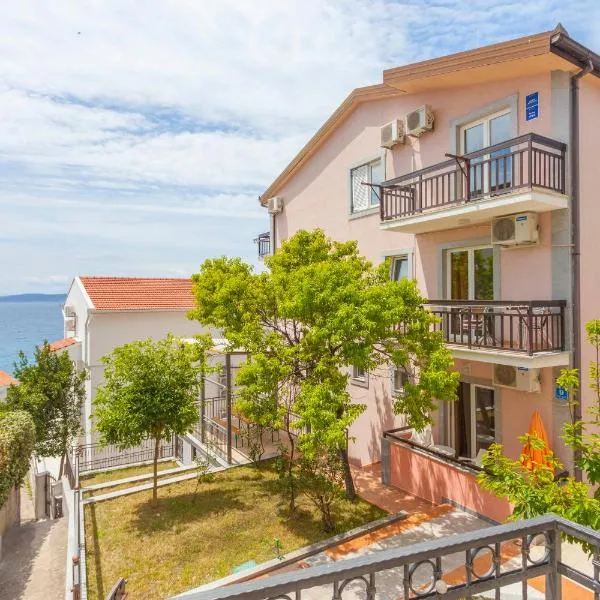 APARTMANI GRBAVAC, hotelli kohteessa Baška Voda