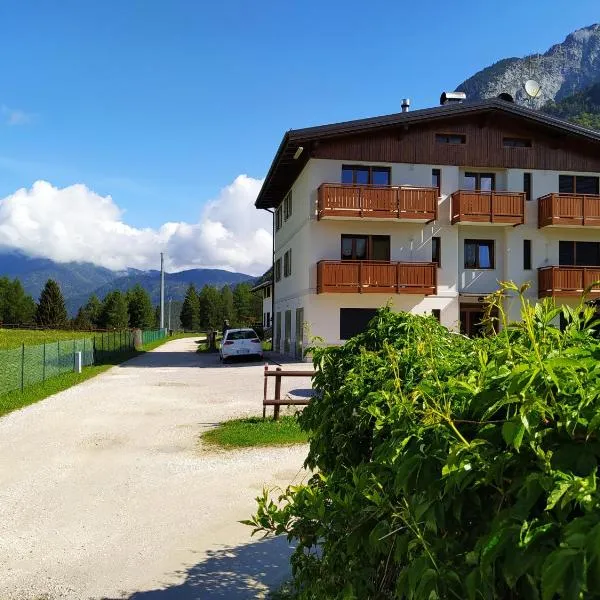 Siora Lina Appartamenti, hotell sihtkohas Auronzo di Cadore