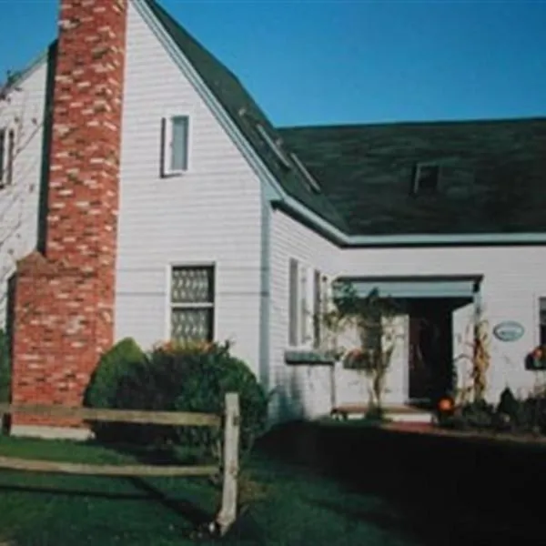 Gardenview Bed and Breakfast, hotel di Newport