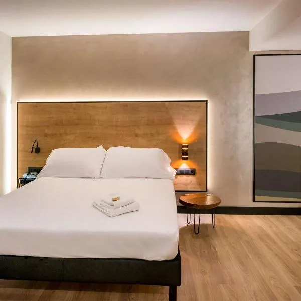 Ibis Styles Figueres Ronda, hotel di Figueres