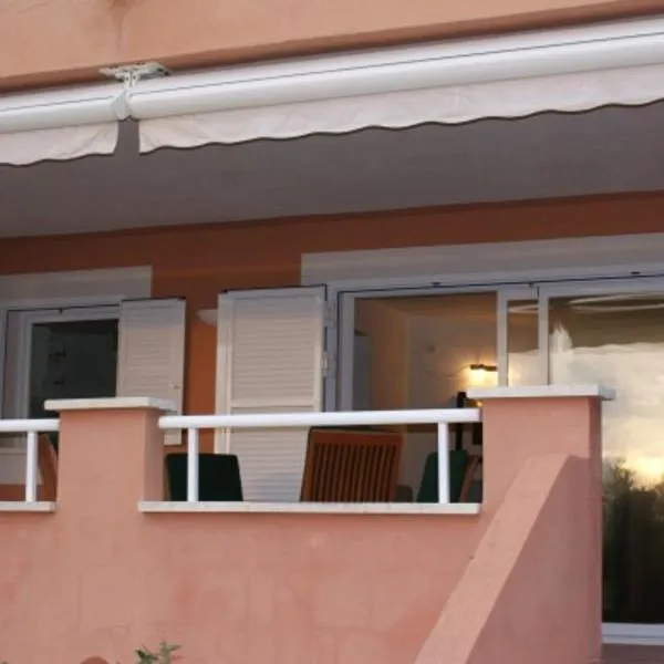 Apartamento Buganvillea, hotel i Cala Galdana