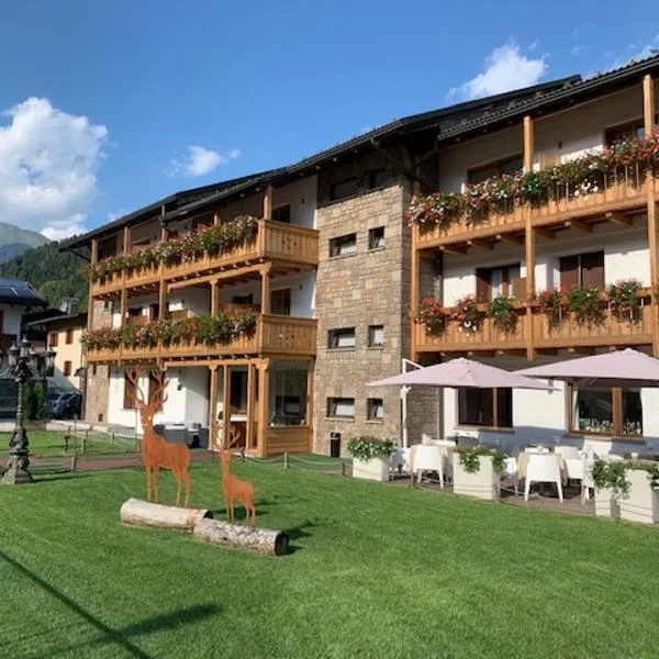 Olympic regina hotel, hotel en Pinzolo