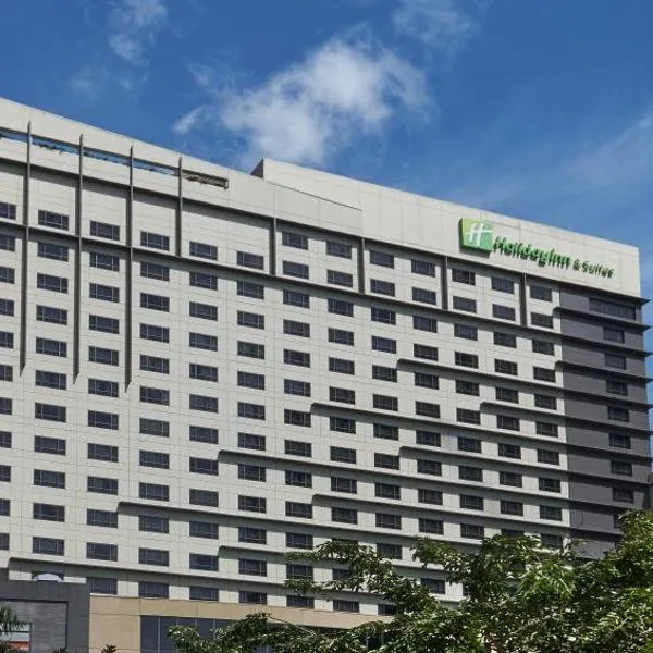 Holiday Inn & Suites Makati, an IHG Hotel, hotel en Manila