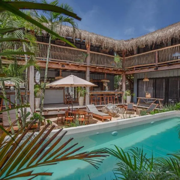 Meteora Stay & Coffeehouse Tulum, ξενοδοχείο σε Tulum