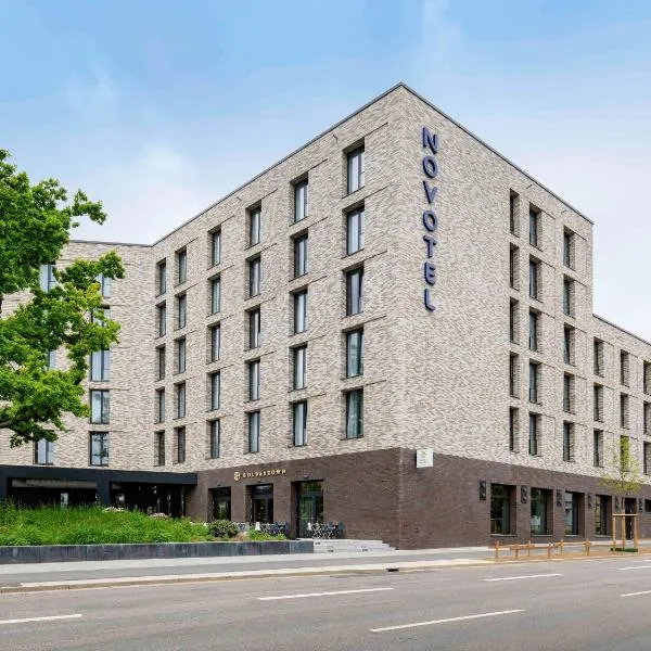 Novotel Regensburg Zentrum、レーゲンスブルクのホテル