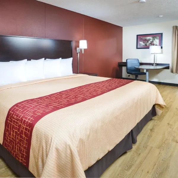 Red Roof Inn Paducah، فندق في بادوكا