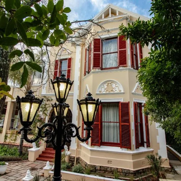 Carmichael House Boutique Hotel, khách sạn ở Century City