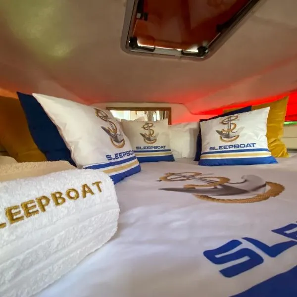 SLEEPBOAT Barco Hotel, готель у місті Віла-Нова-де-Гая