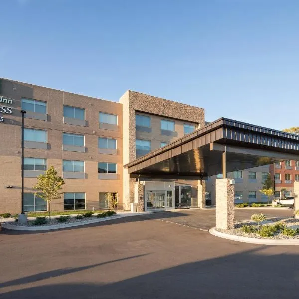 Holiday Inn Express & Suites - Kalamazoo West, an IHG Hotel, khách sạn ở Kalamazoo