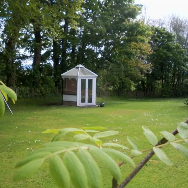 Lisnafillan Lodge, hotel u gradu 'Ballymena'