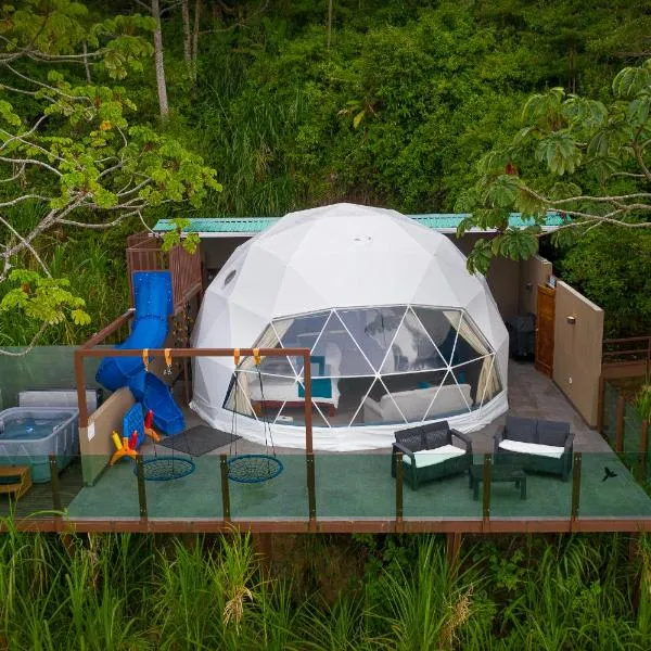 Chira Glamping Monteverde, hotel di Monteverde Costa Rica